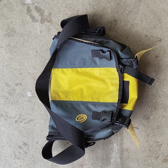 Timbuk2 Bags Timbuk2 Small Messages Bag Poshmark